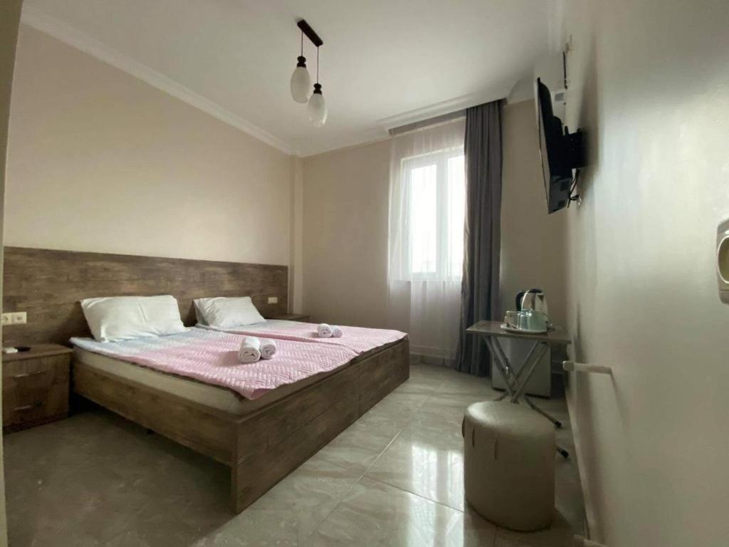 Nana'S Hotel Tchaikovsky Street 34 Batumi Bagian luar foto