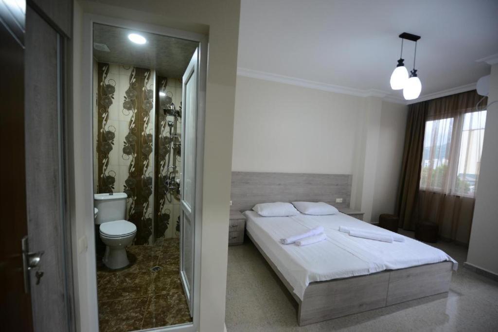 Nana'S Hotel Tchaikovsky Street 34 Batumi Bagian luar foto
